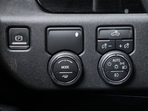 Used 2022 Chevrolet Silverado 1500 RST image 19