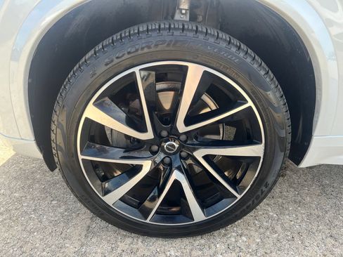 Used 2022 Volvo XC90 T6 Momentum w/ Advanced Package AWD/4WD image 7