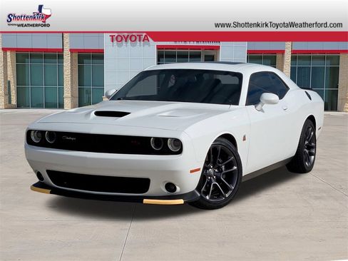 Used 2023 Dodge Challenger R/T Scat Pack w/ Plus Package image 1