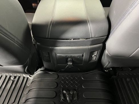 Used 2018 RAM 1500 Rebel w/ Luxury Group image 40