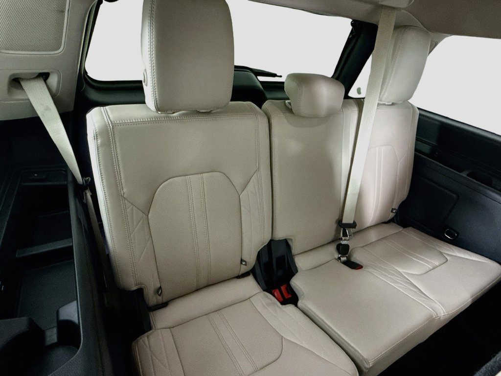 Used 2023 Ford Expedition Platinum AWD/4WD image 30