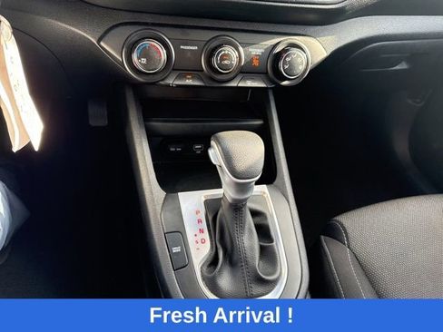 Used 2024 Kia Forte LXS image 7