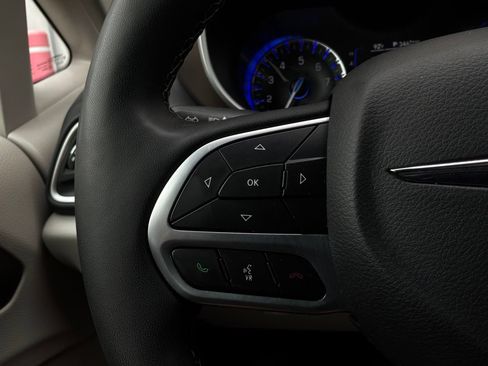 Used 2024 Chrysler Voyager LX FWD image 39