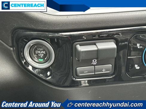 Used 2022 Chevrolet Silverado 1500 RST AWD/4WD image 28