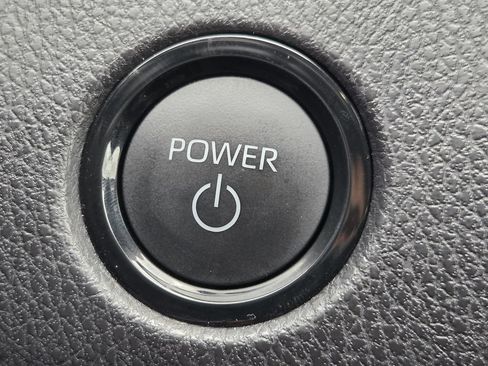 Used 2026 Toyota Camry LE FWD image 22