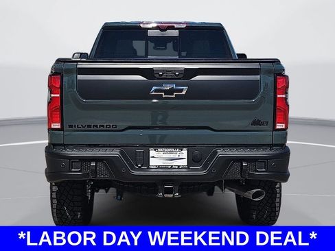 New 2026 Chevrolet Silverado 2500 ZR2 w/ ZR2 Bison Edition AWD/4WD image 4