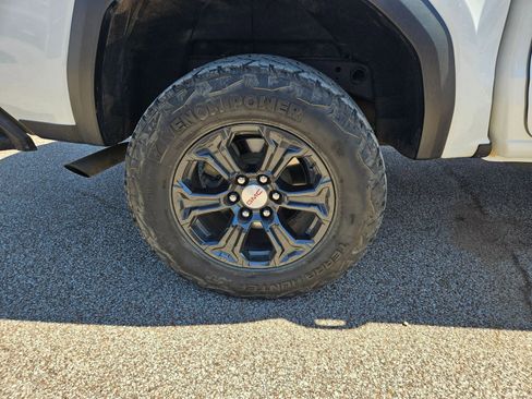 Used 2024 GMC Canyon Elevation RWD image 29