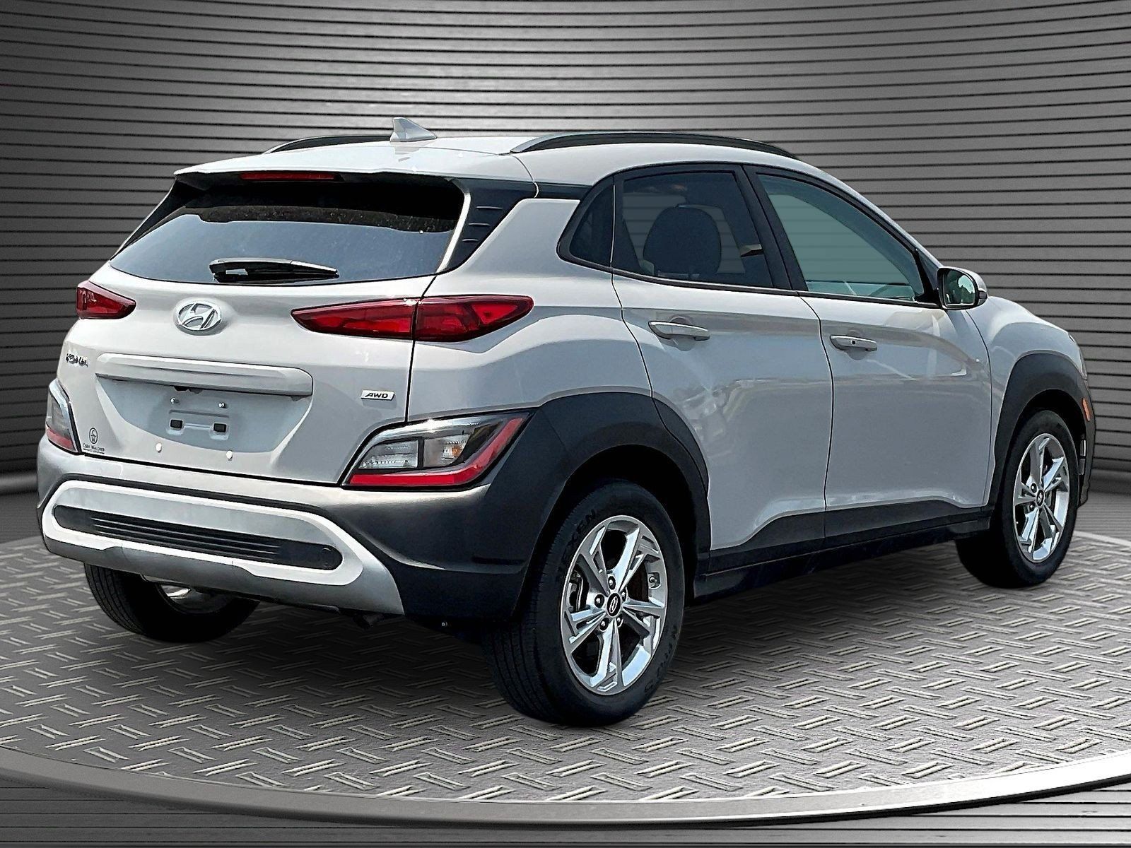 Used 2023 Hyundai Kona SEL w/ Cargo Package AWD/4WD image 7