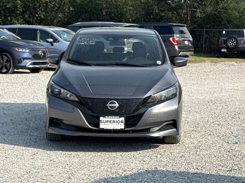 Certified 2025 Nissan Leaf S FWD image 2