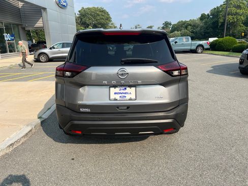 Used 2021 Nissan Rogue S AWD/4WD image 7