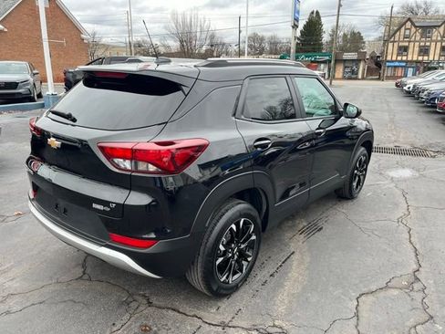 Used 2023 Chevrolet TrailBlazer LT image 3