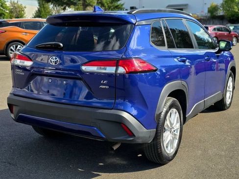 Used 2022 Toyota Corolla Cross LE AWD/4WD image 7