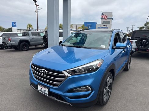 Used 2016 Hyundai Tucson Limited w/ Option Group 03 FWD image 8