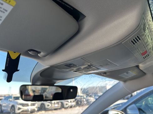 New 2026 Volkswagen Taos SE AWD/4WD image 62