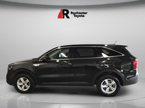 Used 2022 Kia Sorento LX AWD/4WD image 6