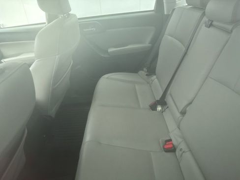 Used 2018 Subaru Forester 2.5i Limited image 10