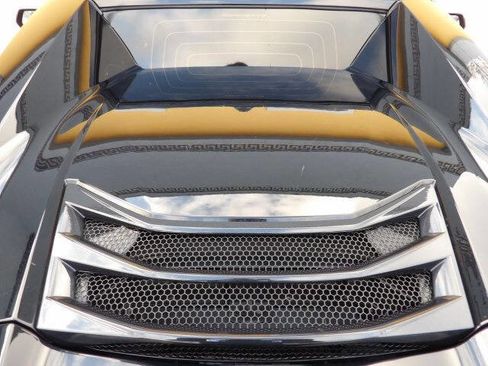 Used 2025 Chevrolet Corvette Z06 w/ Battery Protection Package image 30