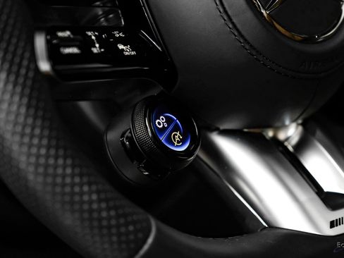 Used 2025 Mercedes-Benz G 63 AMG 4MATIC image 44