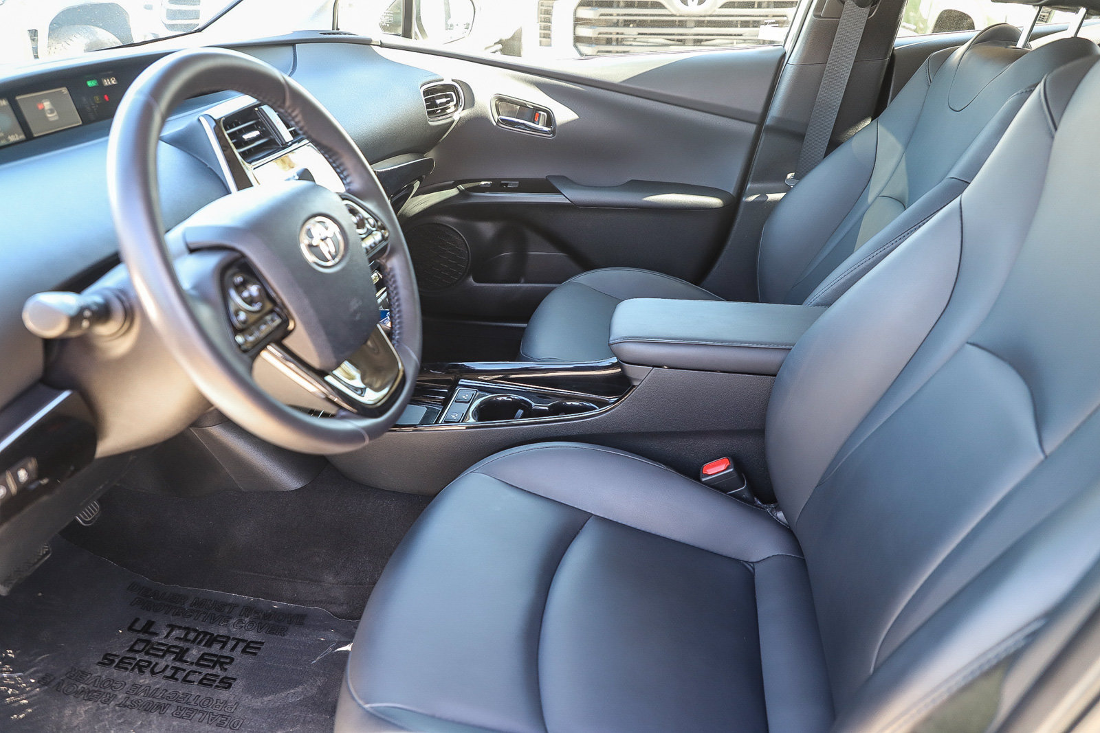 Certified 2022 Toyota Prius FWD image 17