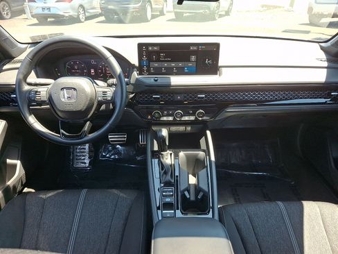Used 2024 Honda Accord Sport image 11