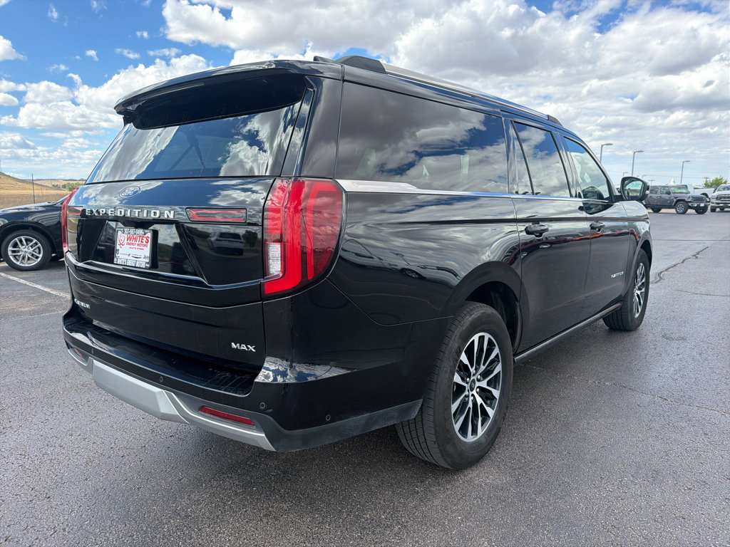 Used 2025 Ford Expedition Max Platinum AWD/4WD image 5