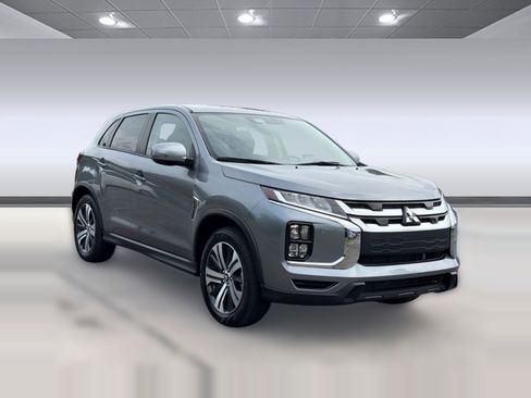 Used 2025 Mitsubishi Outlander Sport AWD image 7