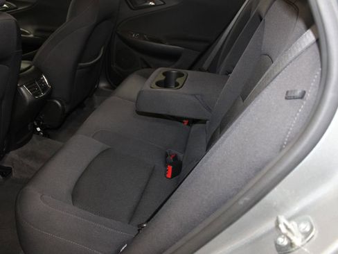 Used 2024 Chevrolet Malibu LT image 18