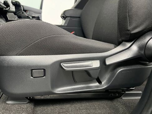 Used 2025 Toyota 4Runner SR5 image 10