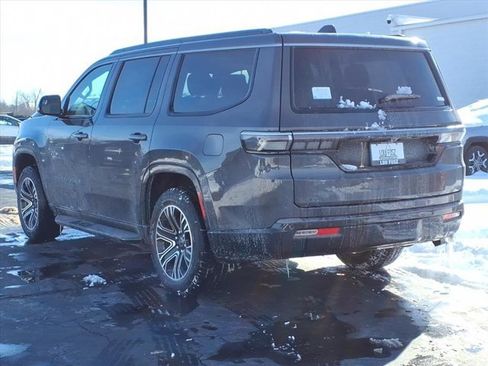 New 2026 Jeep Grand Wagoneer image 4