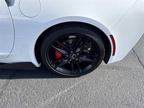 Used 2014 Chevrolet Corvette Stingray Coupe w/ 2LT Preferred Equipment Group image 29