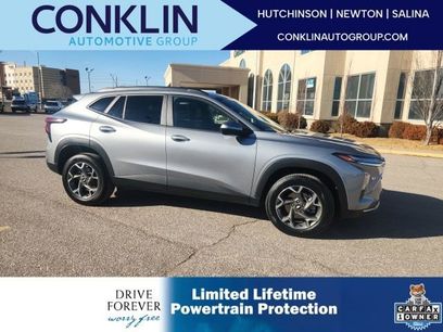 Used 2025 Chevrolet Trax LT