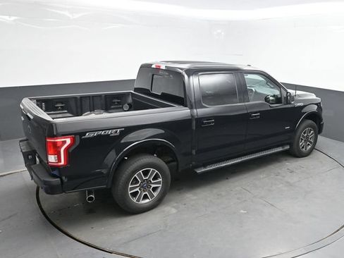 Used 2017 Ford F150 XLT w/ Equipment Group 302A Luxury AWD/4WD image 26
