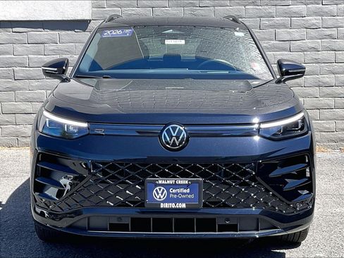 Certified 2026 Volkswagen Tiguan SE R-Line AWD/4WD image 2