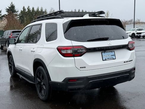 New 2026 Honda Pilot Black Edition image 6