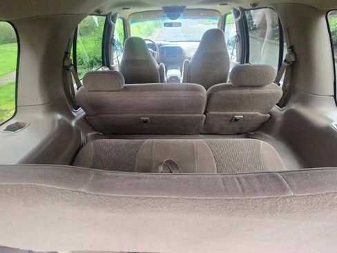 Used 1998 Ford Expedition XLT AWD/4WD image 19
