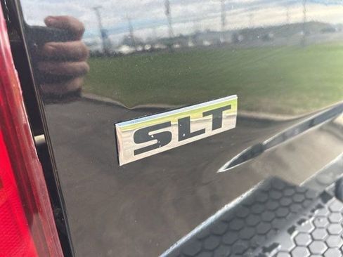 Used 2017 RAM 1500 Classic SLT w/ SLT Plus D←cor Group image 45