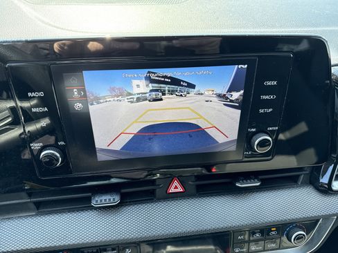 Used 2023 Kia Sportage LX image 26