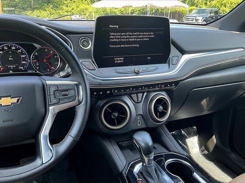 Certified 2023 Chevrolet Blazer Premier w/ Enhanced Convenience Package image 10