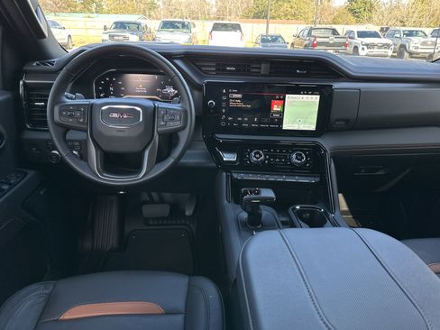 Used 2025 GMC Sierra 1500 AT4 w/ AT4 Premium Package image 24