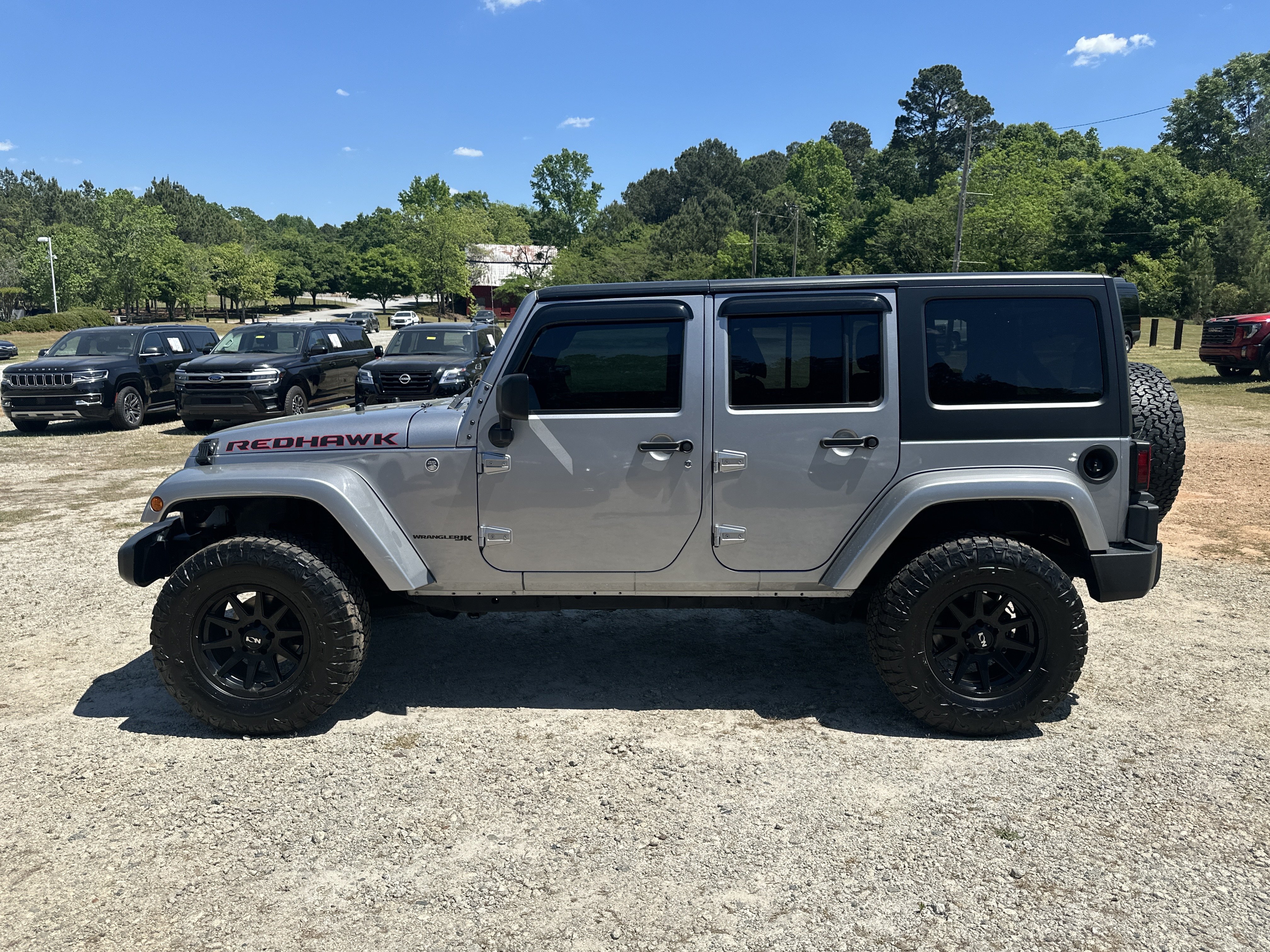 Used 2018 Jeep Wrangler Unlimited Sport w/ Dual Top Group AWD/4WD image 8