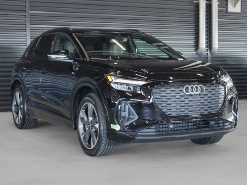 Used 2023 Audi Q4 e-tron Premium Plus w/ Premium Plus AWD/4WD image 11