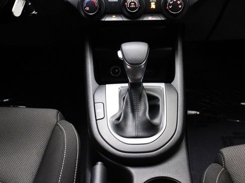 Used 2023 Kia Forte LX image 27