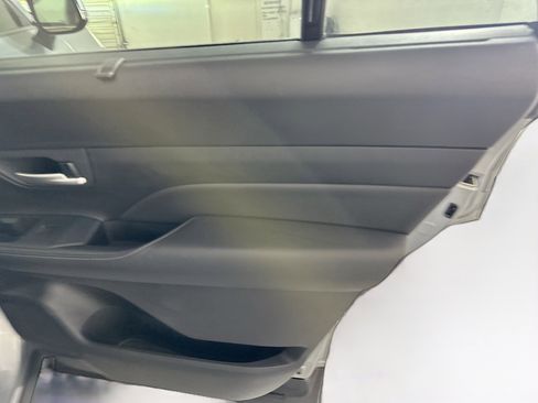 Used 2025 Toyota Grand Highlander FWD image 31