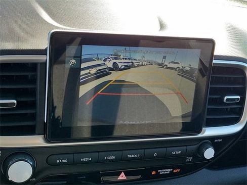 New 2026 Hyundai Venue SE image 9