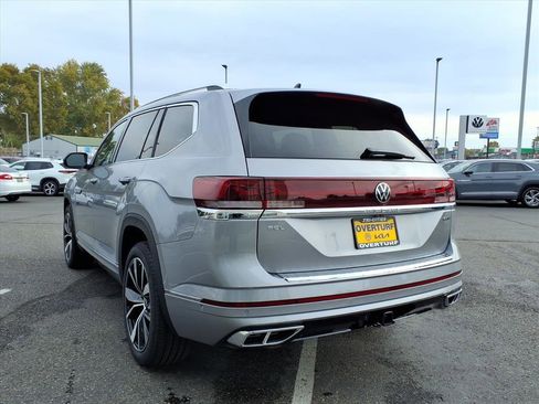 New 2026 Volkswagen Atlas SEL Premium R-Line AWD/4WD image 2