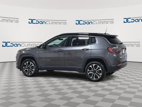 Used 2023 Jeep Compass Limited AWD/4WD image 7