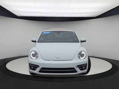 Used 2019 Volkswagen Beetle 2.0T S image 2