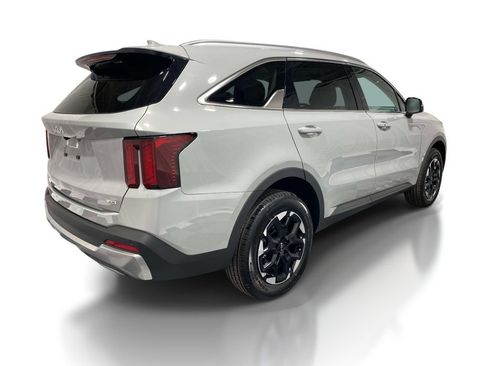 New 2026 Kia Sorento S AWD/4WD image 4