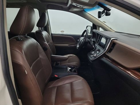 Used 2015 Toyota Sienna Limited Premium AWD/4WD image 21