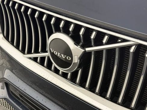 Used 2020 Volvo XC90 T6 Momentum w/ Protection Package Premier AWD/4WD image 45